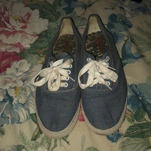 low top sneakers